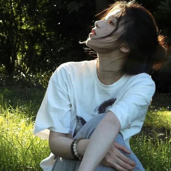 与海明威为邻